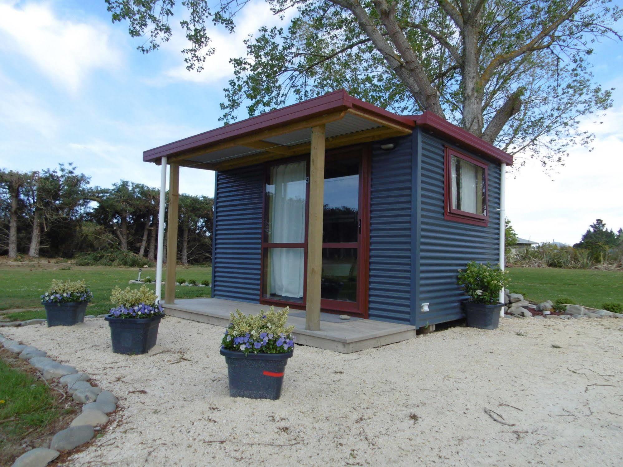 Glenavys Waitaki River Motor Camp Exterior photo