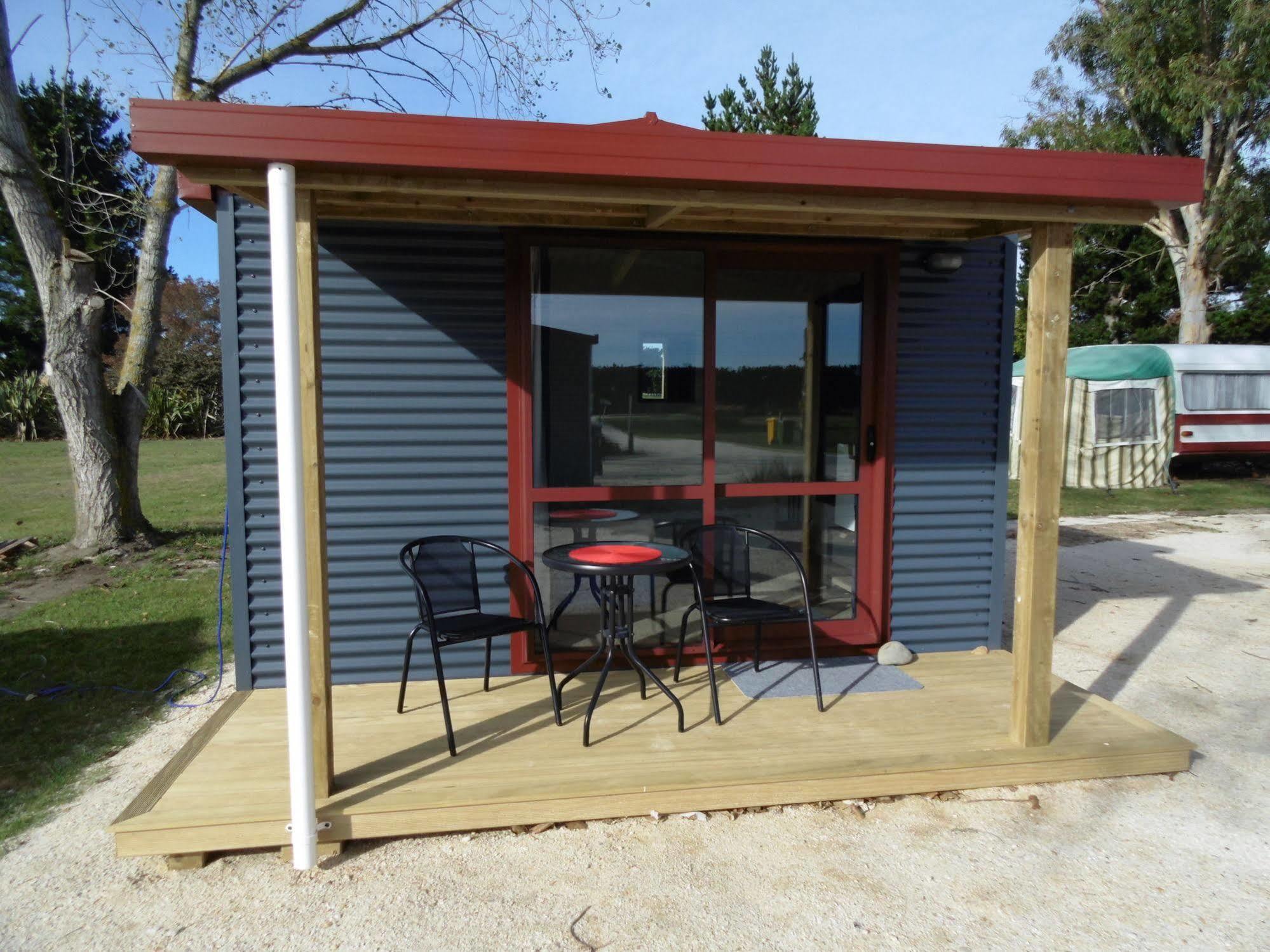 Glenavys Waitaki River Motor Camp Exterior photo
