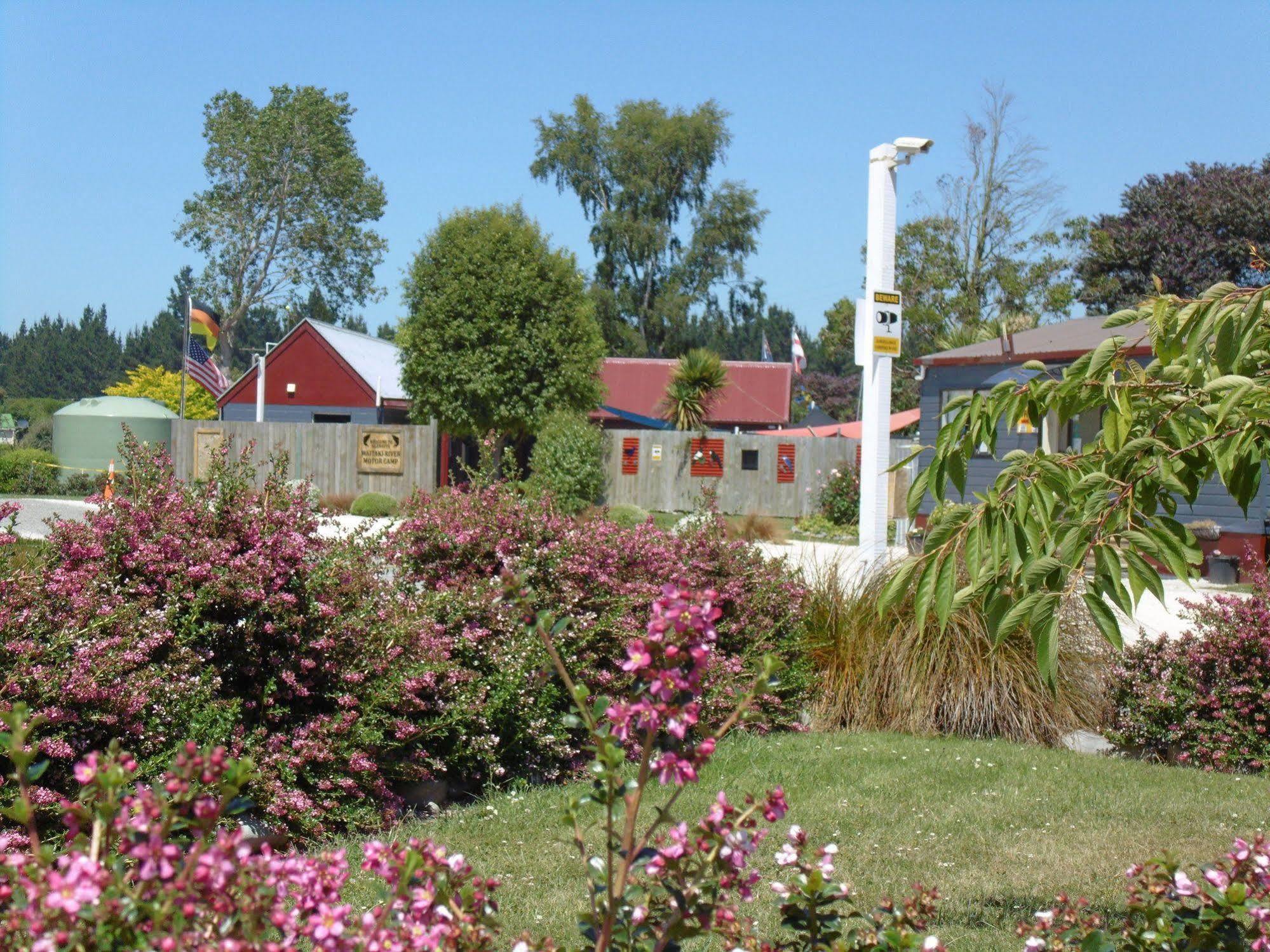 Glenavys Waitaki River Motor Camp Exterior photo